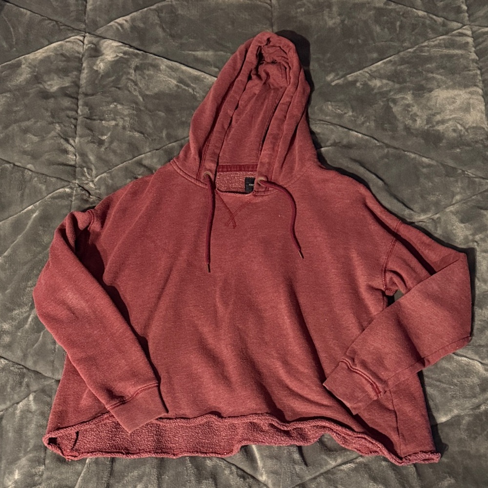 American Eagle Outfitters Maroon Hoodie Sweater